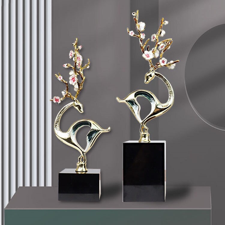 Håndmalet lys luksus emalje sika hjorte dekorationer kreative stue hjem tv kabinet vin kabinet dekorationer