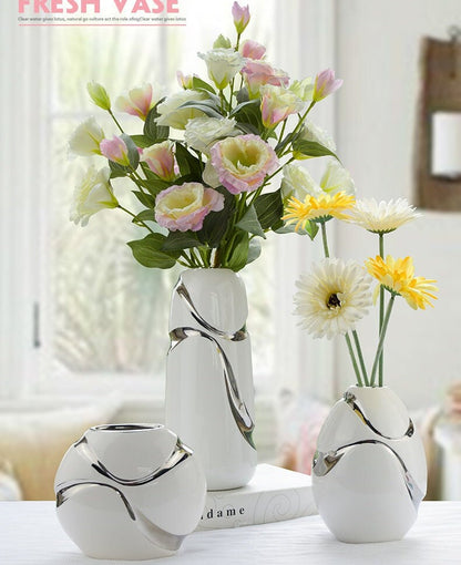 Moderna minimalistiska dekorativa ornament vardagsrum blommor arrangemang