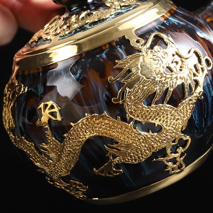 Zlatá vykládaná nefrit ruka inlaid Gold Side Handle Pot Kung Fu Tea Set Teapot čajový šálek Jianzhan čaj singl Pot Household High-End Teapot
