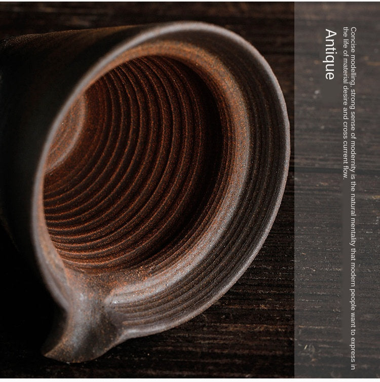 Stoneware Gaiwanin käsintehty keramiikka Ainutlaatuinen hattu potin rauta lasite teekannu 140ml kapasiteettia