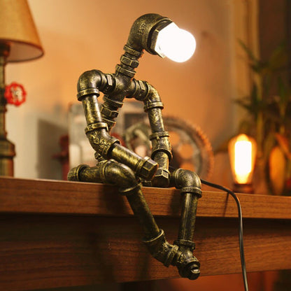 미국 스팀 펑크 테이블 라이트 로봇 테이블 램프 빈티지 로프트 아이언 파이프 데스크 램프 산업용 LED 테이블 램프 침대 옆 카페 실내 복고풍 장식