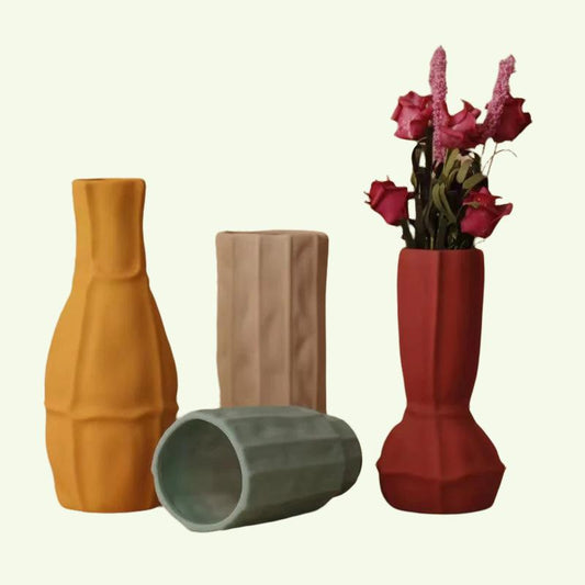 Färgade vaser