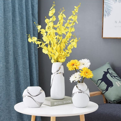 Moderna minimalistiska dekorativa ornament vardagsrum blommor arrangemang