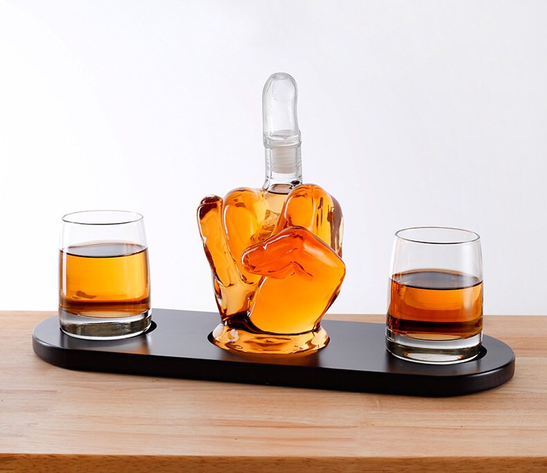 Fuck OFF Whiskey Scotch Dekanter-Set, ideal als Whisky-Geschenk, Vintage-Gebläsetopf, Diamant-Weinverschluss, Glas-Dekanterflasche – Weindekanter