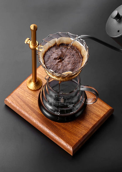 Häll över kaffedrippan den bästa kaffestillverkaren för kaffegåvor prova eller unik kaffebryggare för bästa soffbord