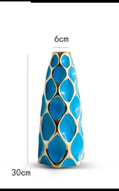 Minimalistisk vase dekorative ornamenter blomsterarrangement