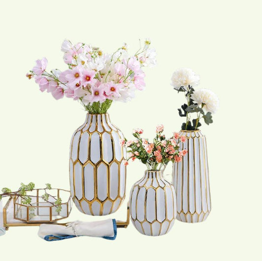 Minimalist vazo dekoratif süslemeleri çiçek aranjmanı