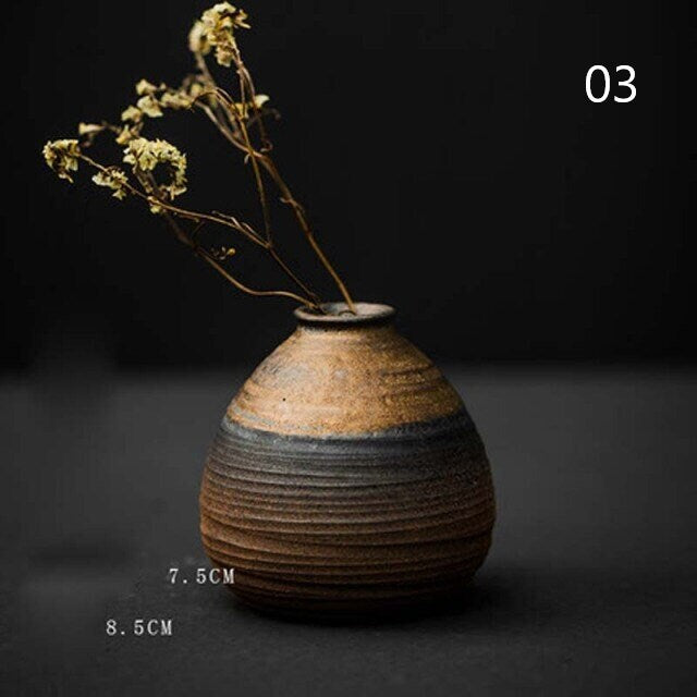 Vasi di ceramica giapponese