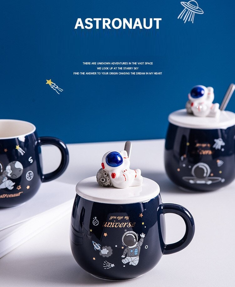 ACACUSS Handmade Astronaut Large MUG  for men with Lid For Coffee and Tea 450 Ml - ACACUSS